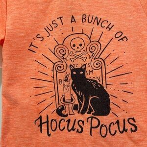 It’s bunch of hocus pocus 12/18 Month T
